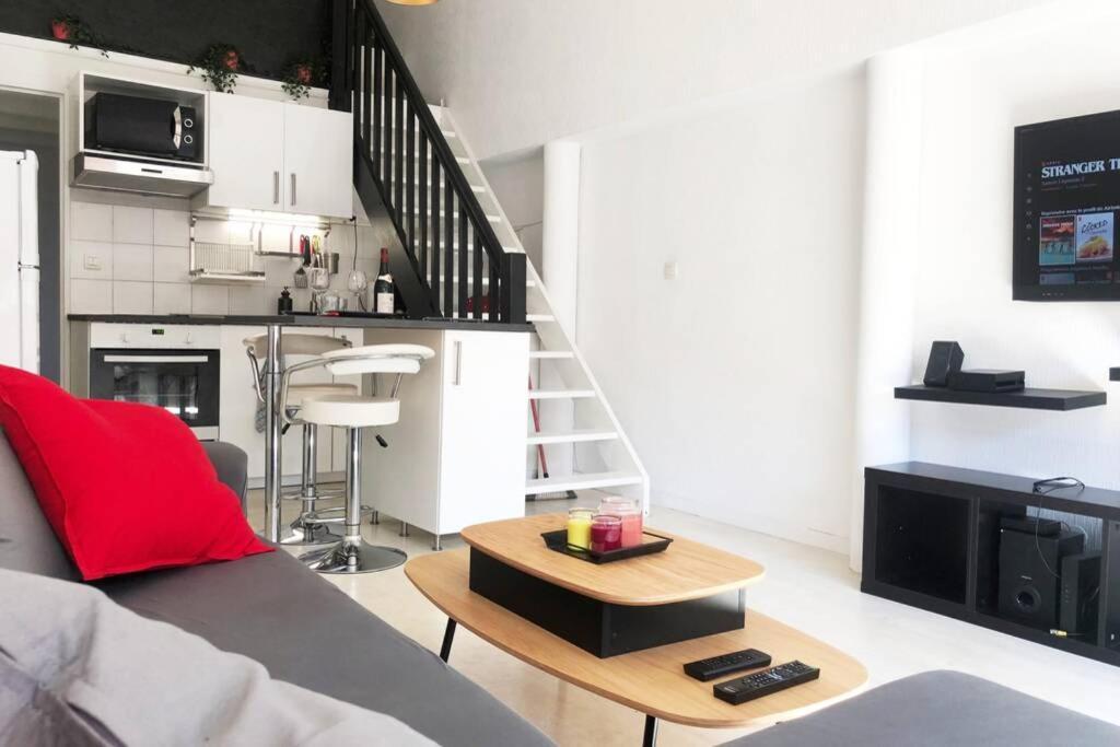 Ferienwohnung Loft Sous Les Toits Lumineux - Capitole-Daurade-Esquirol - Wifi Toulouse Exterior foto